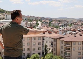 Lider Savran Belediye takımlarının çalışma alanlarında incelemelerde bulundu