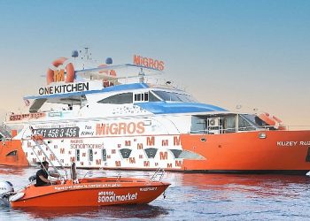 Migros Deniz Market yeni hizmetleriyle yine denize açıldı