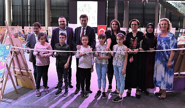 Minik ressamlar yaptıkları fotoğraflarla hayran bıraktı