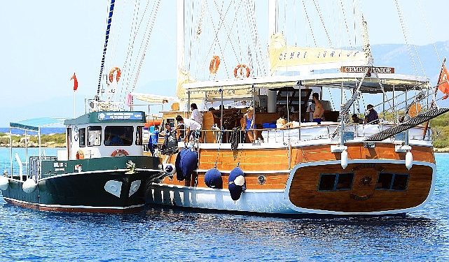 Muğla Büyükşehir 7 Atık Alım Teknesiyle Bayram Yoğunluğuna Hazır