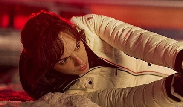 Netflix, Heart Of Stone’un resmi fragmanını TUDUM: hayranlara özel global bir şölen kapsamında paylaştı