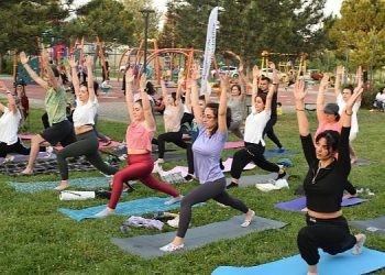 Nilüferliler yoga için buluşuyor