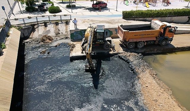 Peynircioğlu Deresi’nde paklık çalışmaları tamamlandı