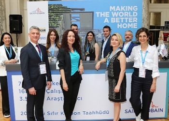 Saint-Gobain Ana Sponsorluğunda Seçkin Yapı Bölümü Firmaları ve Mimarlar Fransız Sarayı’nda Bir Ortaya Geldi
