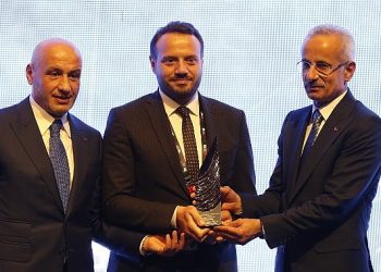 SunExpress hizmet ihracatında birinci 3 şirket ortasında