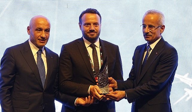 SunExpress hizmet ihracatında birinci 3 şirket ortasında
