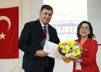 Tabip odalarından Lider Tugay’a teşekkür plaketi