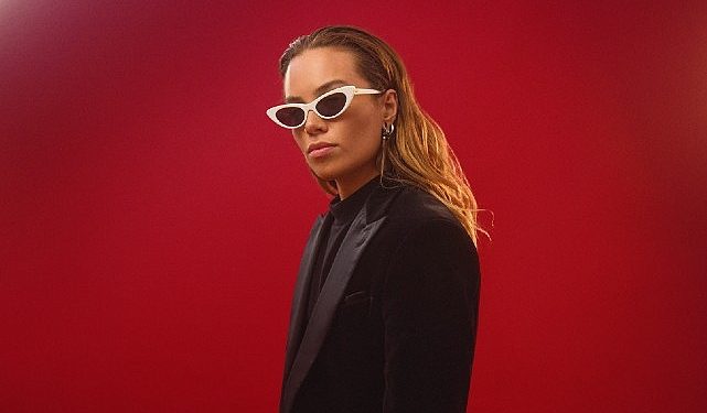 Tek Kişilik Müzik Dehası Tash Sultana, PSM Loves Summer by %100 Müzik Kapsamında 23 Haziran’da Güçlü PSM’de!