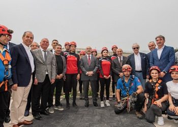 Tunç Soyer: “Sanayi tesislerimizin güvenliğini teminat altına alıyoruz”