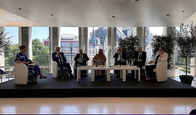 UCLG Lideri Altay Brüksel’de Konya’nın Zelzele Bölgesindeki Çalışmalarını Anlattı