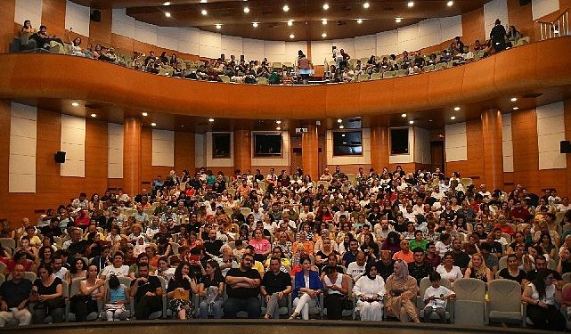 Yenişehir Belediyesi Mersinlileri sanatla buluşturuyor