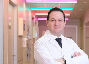 Yüzme, bel fıtığı konusunda fazladan yarar sağlamıyor