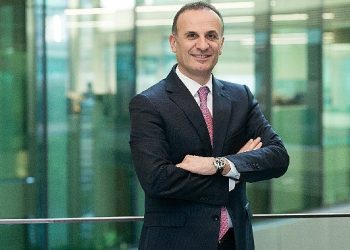 Zorluteks daha adil bir hayat için bayan istihdamını desteklemeyi sürdürüyor