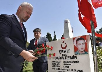 15 Temmuz şehitleri Menemen’de dualarla anıldı