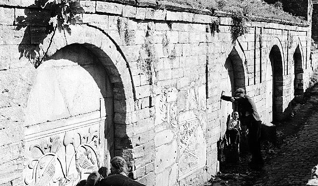 2013’ten bu yana toplam 74 araştırma projesini destekleyen Salt Araştırma Fonları’nın onuncu yılı kapsamında hazırlanan konuşma serisi 11 Temmuz Salı günü başlıyor