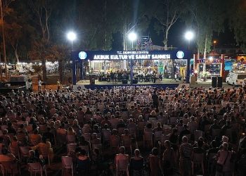 Akbük Türk Sanat Müziği Derneği’nin yaz konseri büyük beğeni topladı