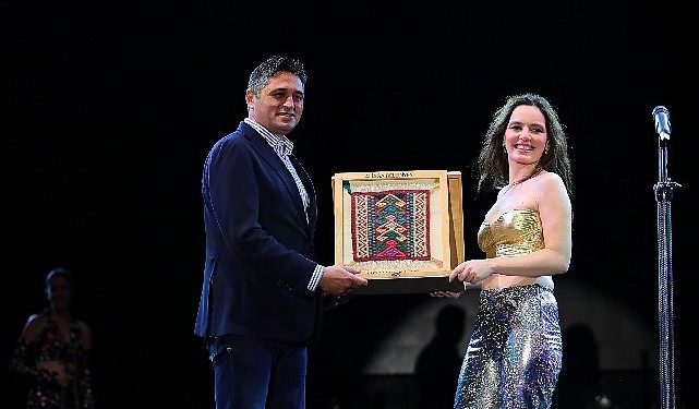 Aliağa’da Nil Karaibrahimgil ve Çakal&Reckol Rüzgarı