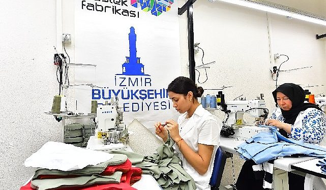 Altın İğne Projesi’yle bayanlar iş hayatına emin adım atıyor