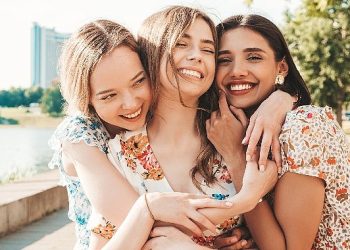 Arkadaşlıklar ruh ve vücut sıhhatimiz için çok kıymetli