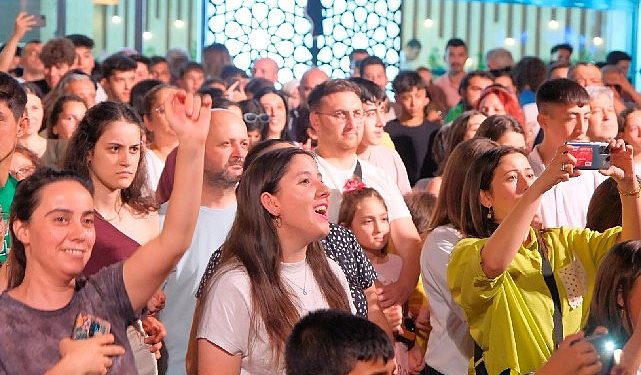 Aydın Büyükşehir Belediyesi Yaz Konserleri’ne Devam Ediyor