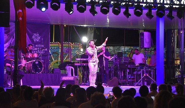 Aydın Büyükşehir Belediyesi’nden, Akbük’te Yaza Merhaba Konseri