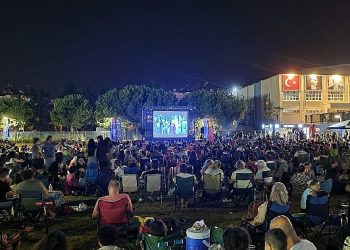 Aydın Büyükşehir Belediyesi’nin Sinema Geceleri beğeni topluyor