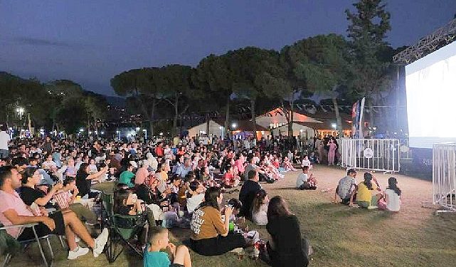 Aydın tektik park’ta sineme geceleri başladı