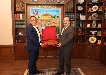 Bakan yardımcısı Çam’dan Belediye Lideri Savran’a ziyaret  