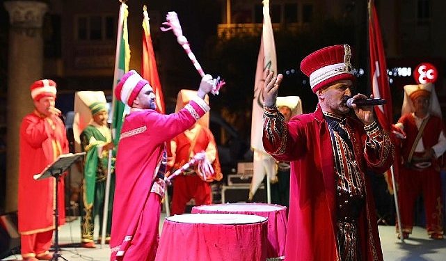 Bergama’da 15 Temmuz Demokrasi ve Ulusal Birlik Günü Programı anıldı