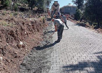 Beycik’te yol çalışmaları