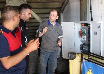 Büyükşehir’den asansörde kurtarma eğitimi