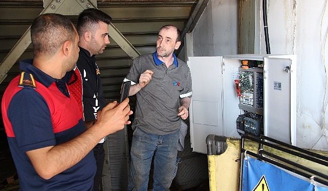 Büyükşehir’den asansörde kurtarma eğitimi