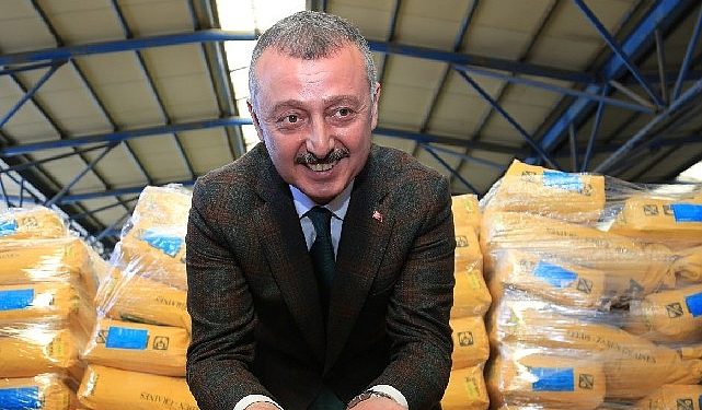 Büyükşehir’den tarlaları selden ziyan gören çiftçilere takviye