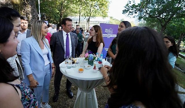 ‘Büyüt Hayallerini’ ikinci periyot mezunlarını verdi