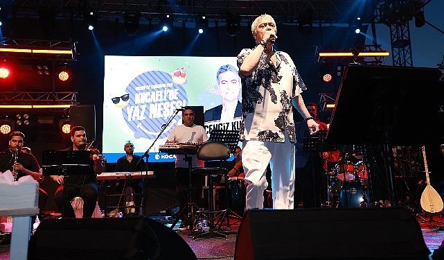 Cengiz Kurtoğlu, müzikleriyle Karamürsel’i salladı