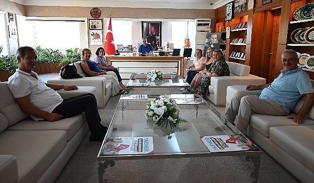 CHP Kemer Bayan Kollarından Lider Topaloğlu’na ziyaret