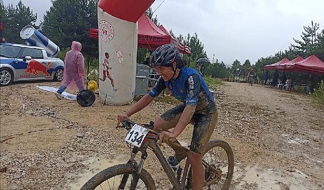 Dağ Bisikleti Şampiyonasında Dostum’dan 2 Derece