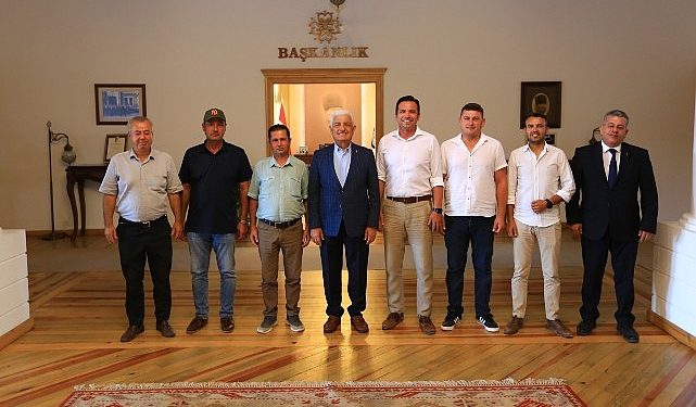Datça Muhtarlarından Lider Gürün’e teşekkür ziyareti