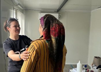 DEÜ,Deprem bölgtesinde salgına karşı harekete geçti