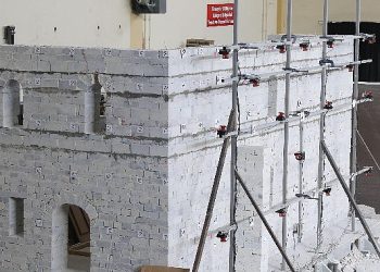 DEÜ’nün yapı gereci laboratuvarı riskli binaların tespitini sağlıyor 