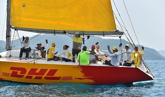 DHL Express Türkiye’nin As One yelkenlisi 100. Yıl Halikarnas Kupası’nın birinci yarışında kümesinde birinci oldu