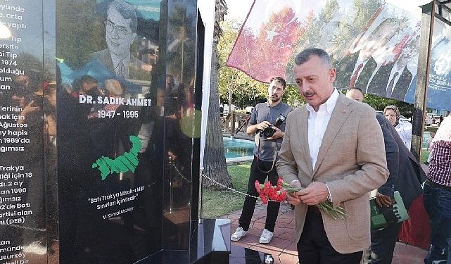 Dr. Sadık Ahmet Anıtı İzmit’te açıldı