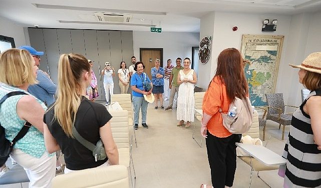 Efes Tarlası Ömür Köyü Dünyaya açılıyor