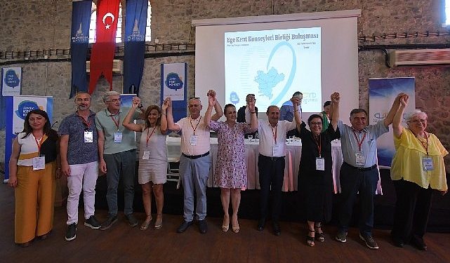 Ege Kent Kurulları Birliği 4 Genel Konseyi toplantısı Tarihi Havagazı Fabrikasında gerçekleşti.