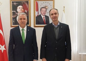 Egeli akademisyenler, hurda incirlerden bakteriyel selüloz üretimi ile iktisada katkı sağlayacak
