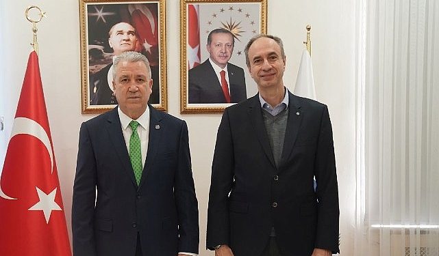 Egeli akademisyenler, hurda incirlerden bakteriyel selüloz üretimi ile iktisada katkı sağlayacak