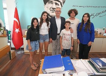 Gaziemirli gençler Fransa yolcusu