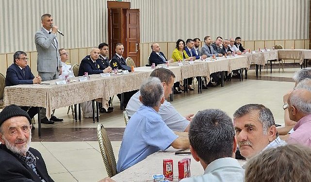 Gölcük kent bayramlaşmasında bir ortaya geldi