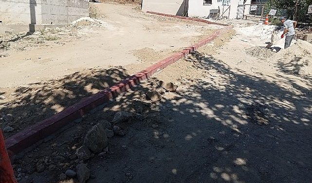 Göynük’te parke çalışmaları devam ediyor