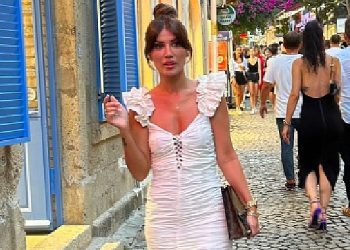 Gülnur Tutumoğlu tatilde